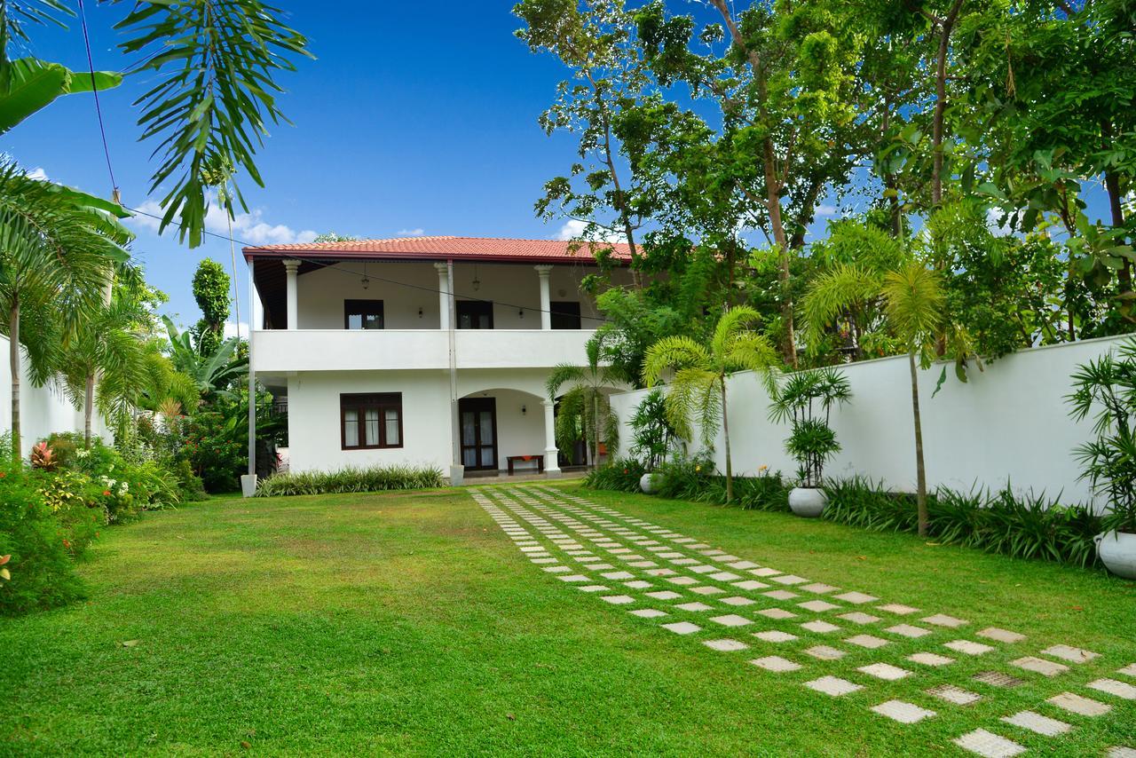 Boutique Villa Shanthi Hikkaduwa Exterior photo