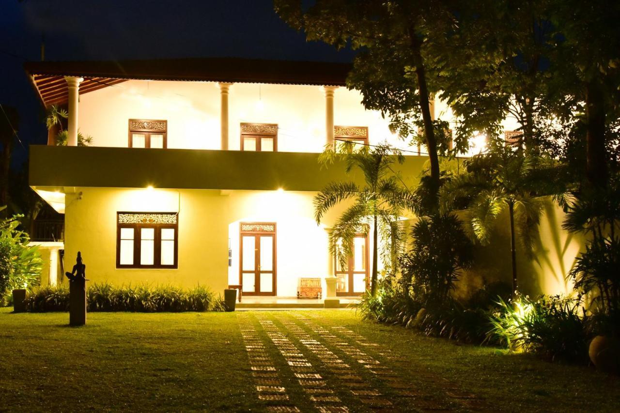 Boutique Villa Shanthi Hikkaduwa Exterior photo