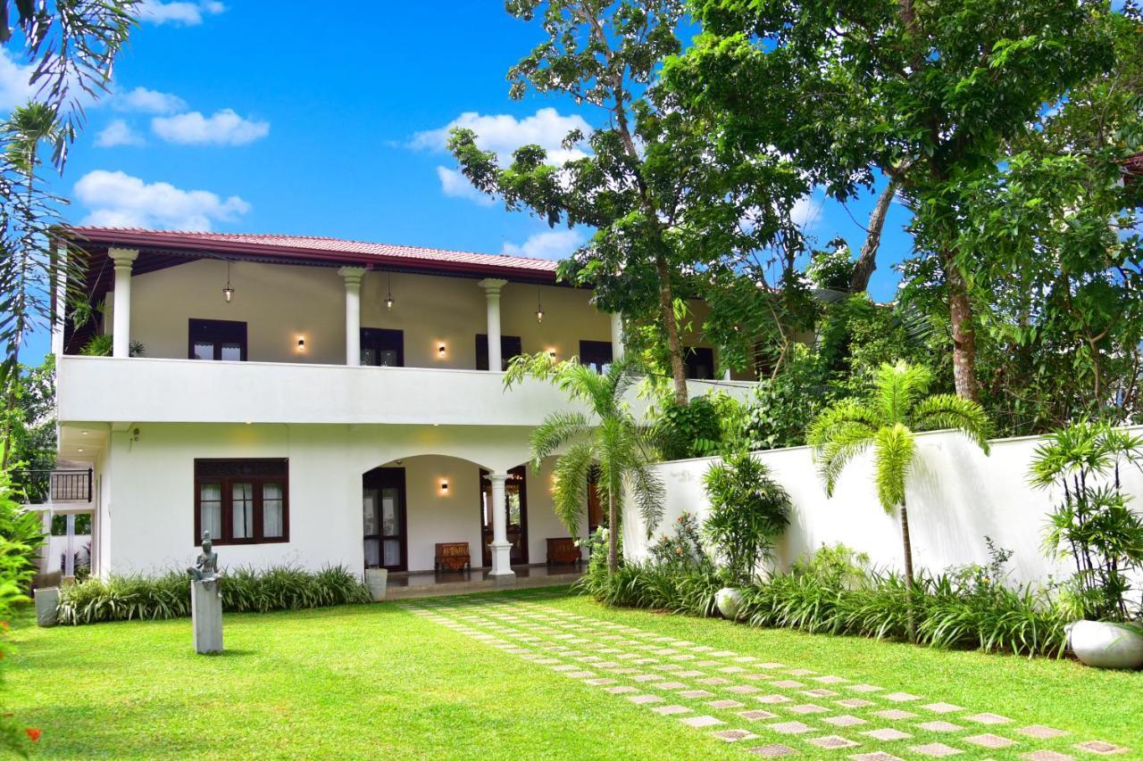 Boutique Villa Shanthi Hikkaduwa Exterior photo
